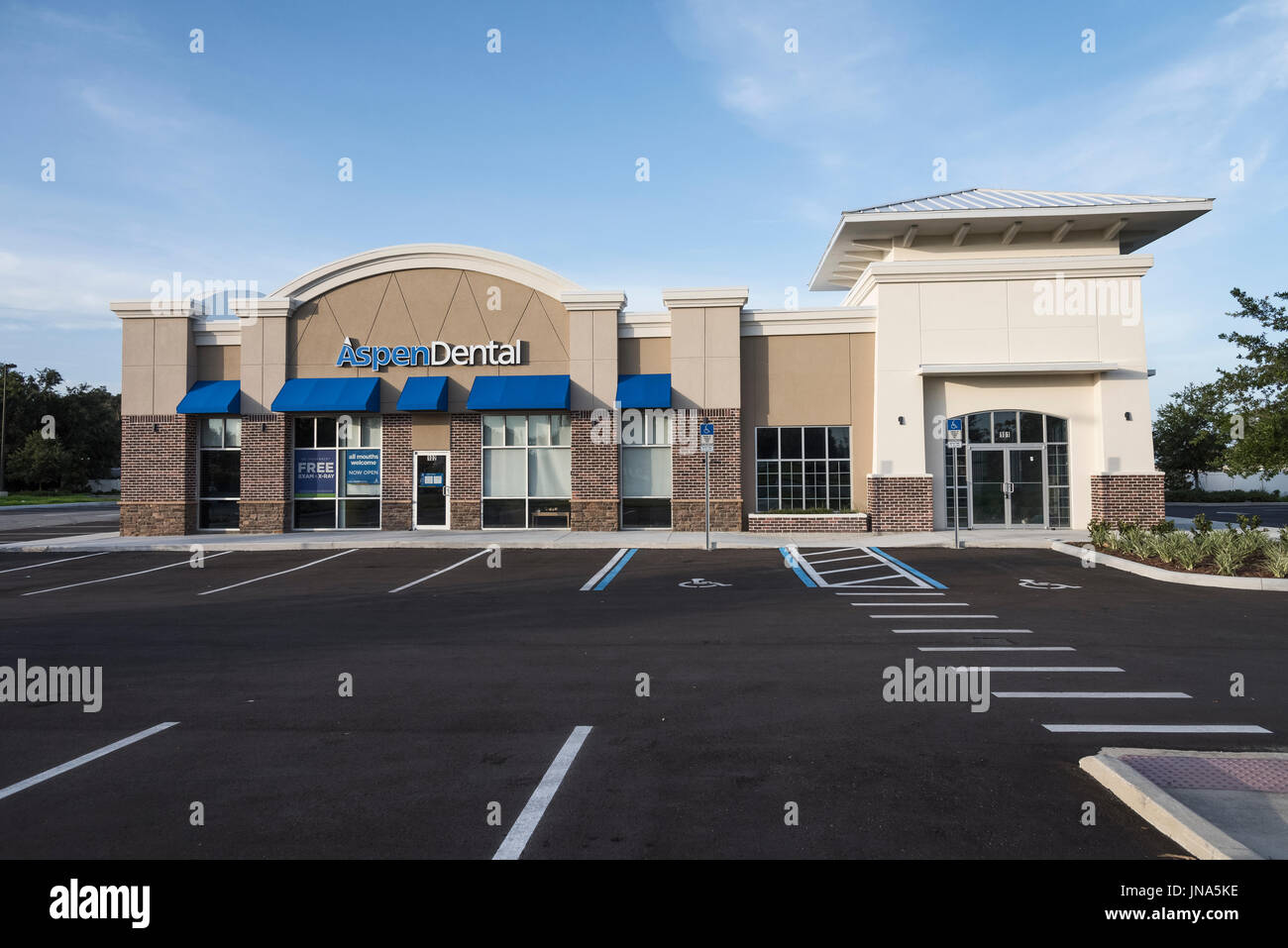 Dental Health Retail High Resolution Stock Photography And Images Alamy