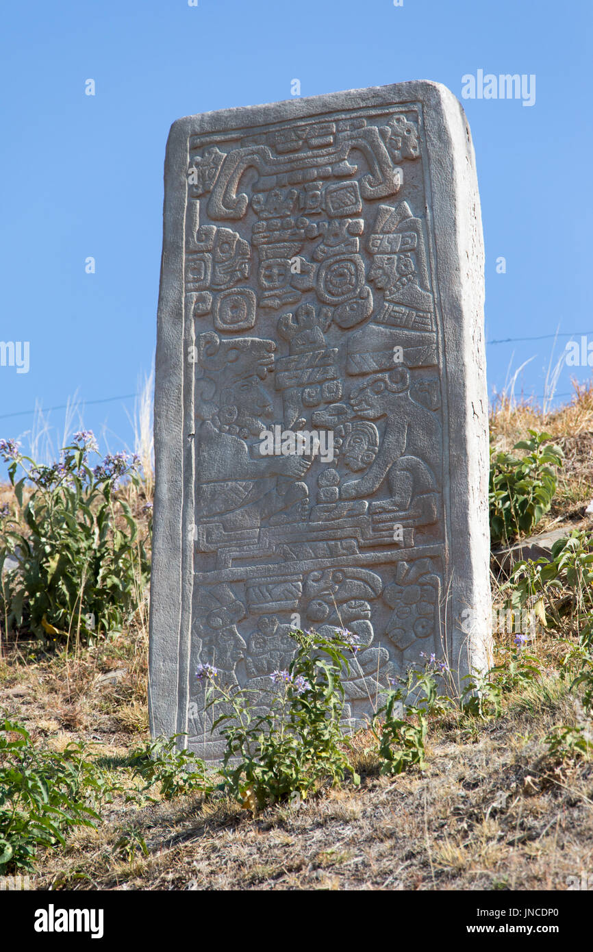 Edificio E Sur Y La Estela Vge 2 Monte Alban Ruins Of The - 