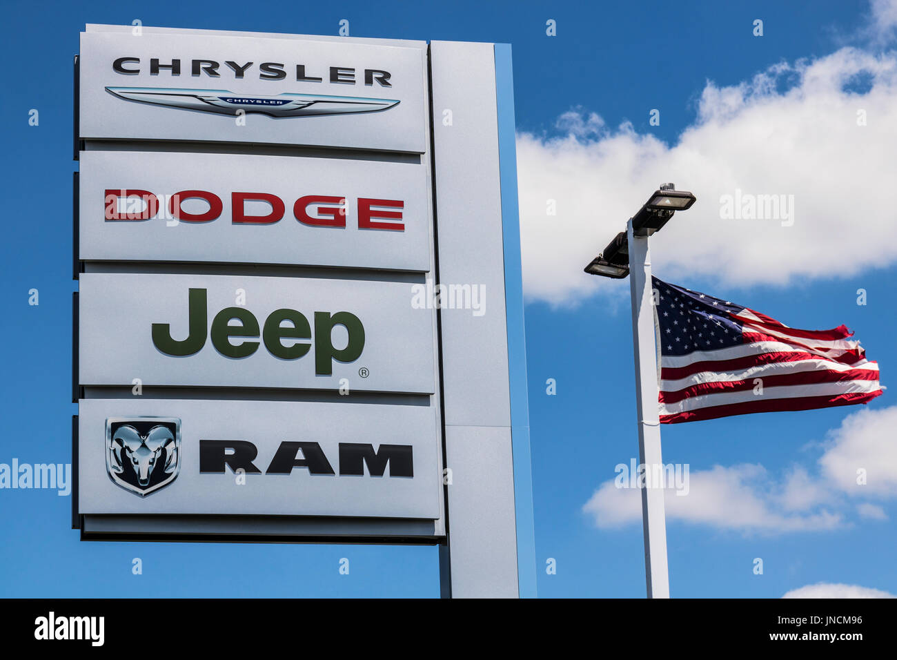 Jeep Dealership Indianapolis >> Indianapolis Circa July 2017 Logo And Dealership Signage Jeep Dealership Indianapolis >> Indianapolis Circa July 2017 Logo And Dealership Signage