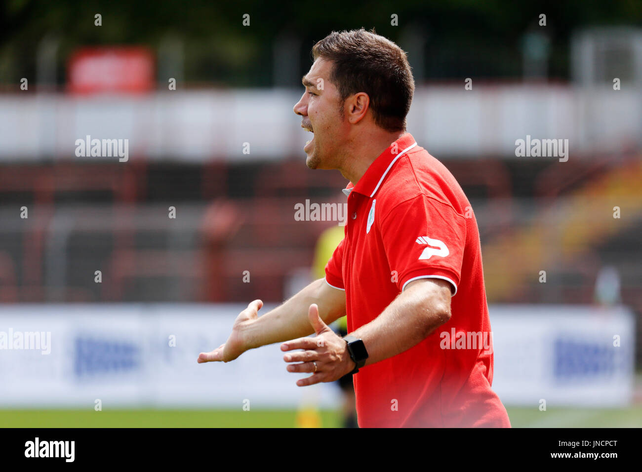 sports,football,Regional League West,2017/2018,Rot Weiss Oberhausen vs SV Westfalia Rhynern 2:1,Stadium Niederrhein in Oberhausen,head coach Mike Terranova (RWO) Stock Photo