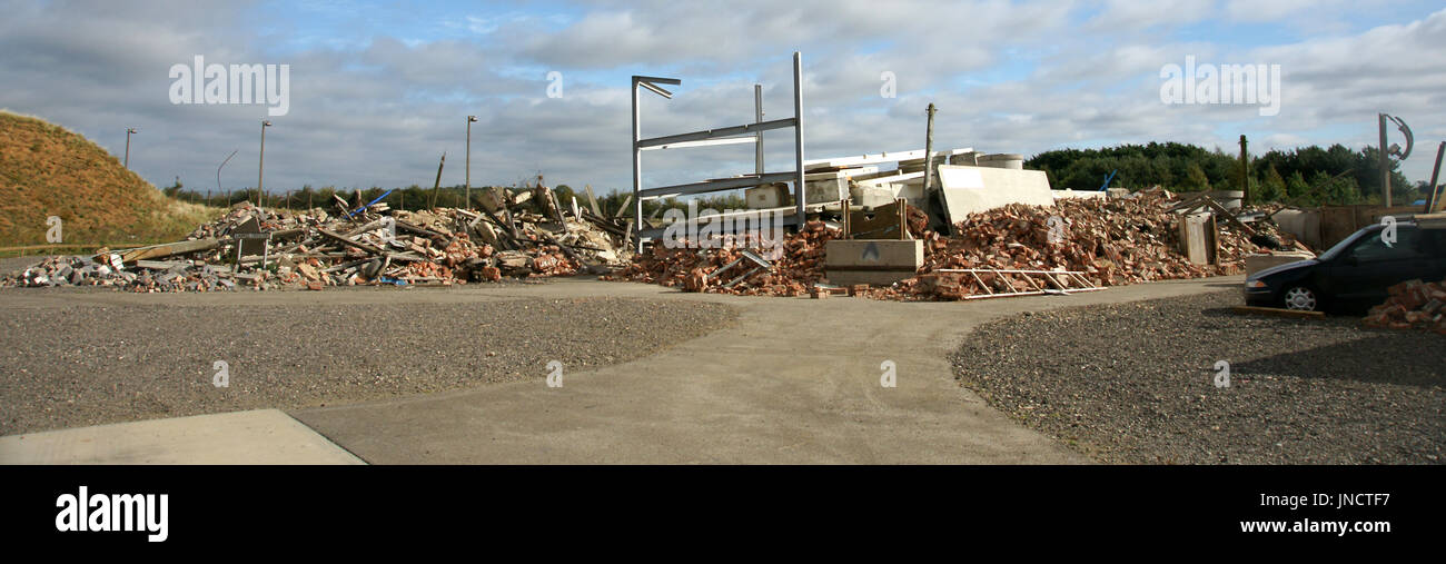 bomb blast, structural failure, building damage Stock Photo Alamy