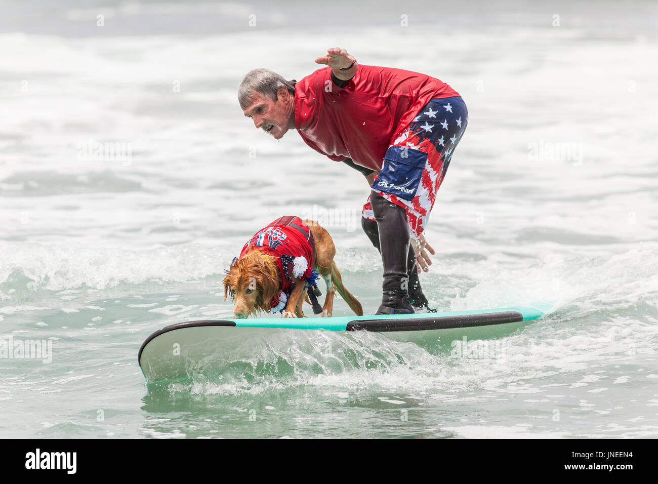 Imperial Beach, CA, US. 29th July, 2017. Surfdog returns to Imperial Beach for the twelfth year.Steve and Torri Credit: Daren Fentiman/ZUMA Wire/Alamy Live News Stock Photo