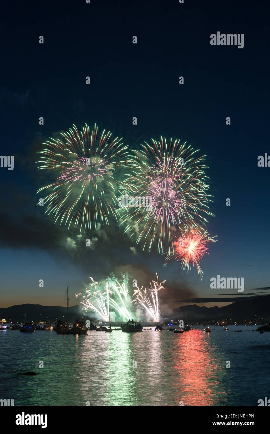 Vancouver, Canada. 29th July, 2017. Fireworks prepared by the country of Japan for BC's largest live event called 'Honda Celebration of Light'. English Bay, Vancouver, BC. Credit: Lukasz Lawreszuk/Alamy Live News Stock Photo