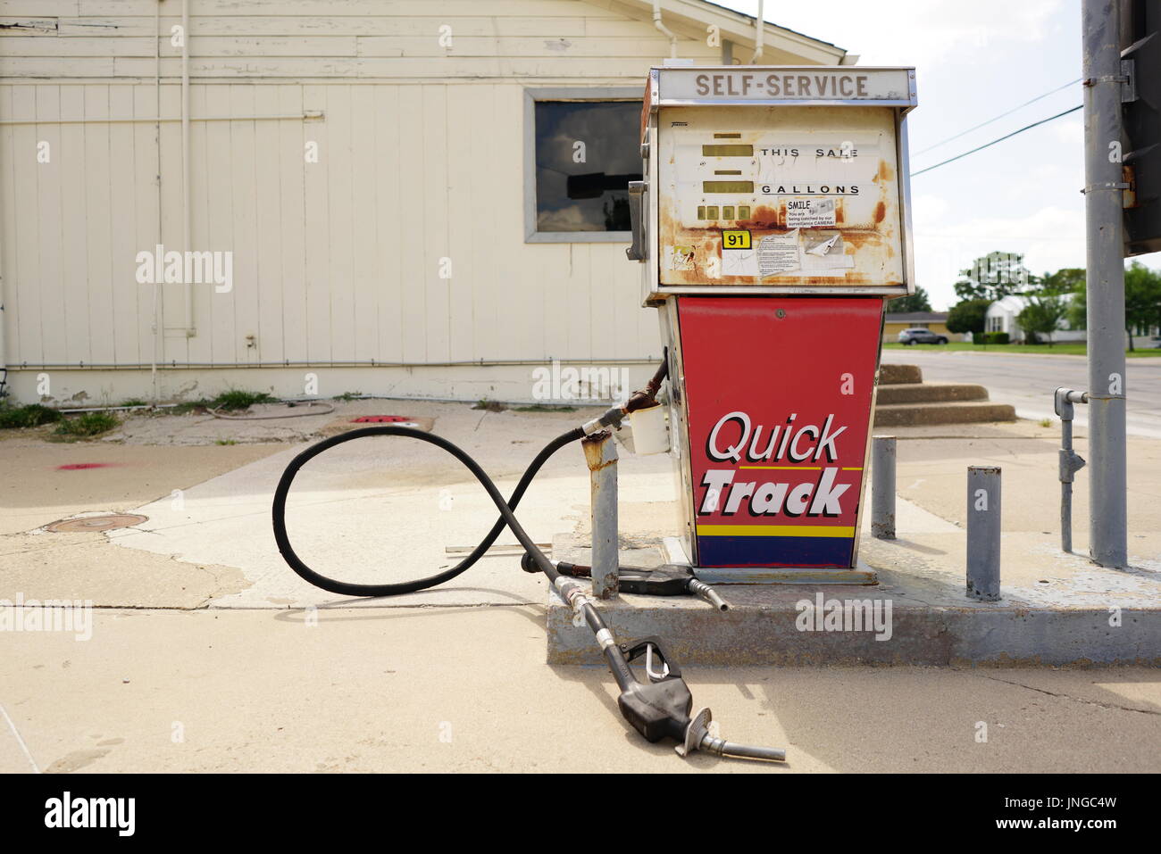 Quick track gas station hires stock photography and images Alamy