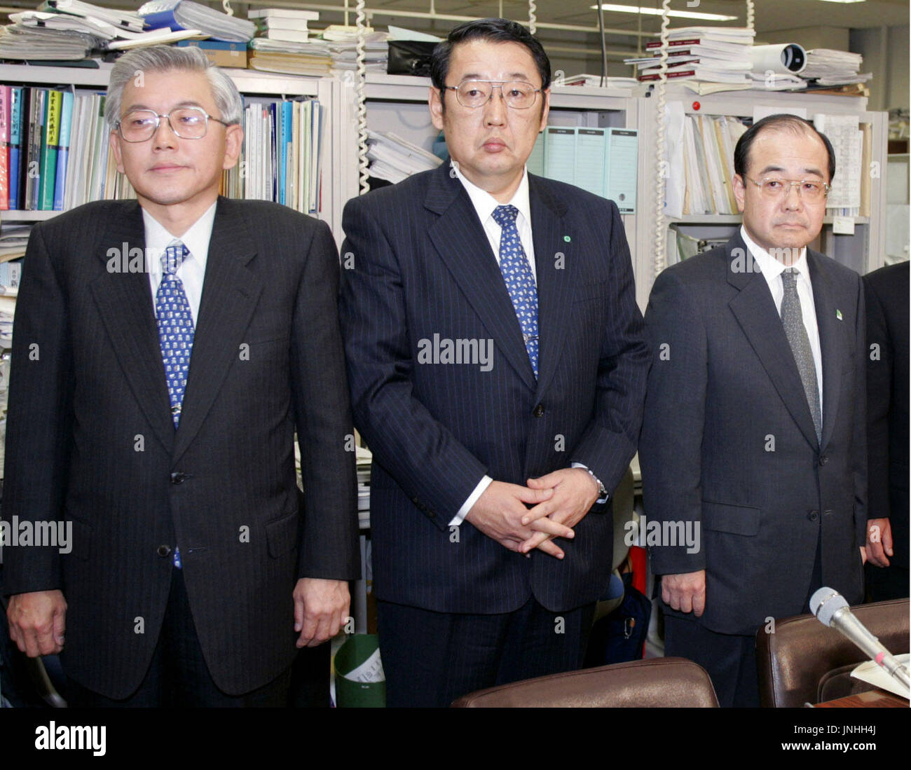 Page 2 Group Senior Vice President High Resolution Stock Photography And Images Alamy