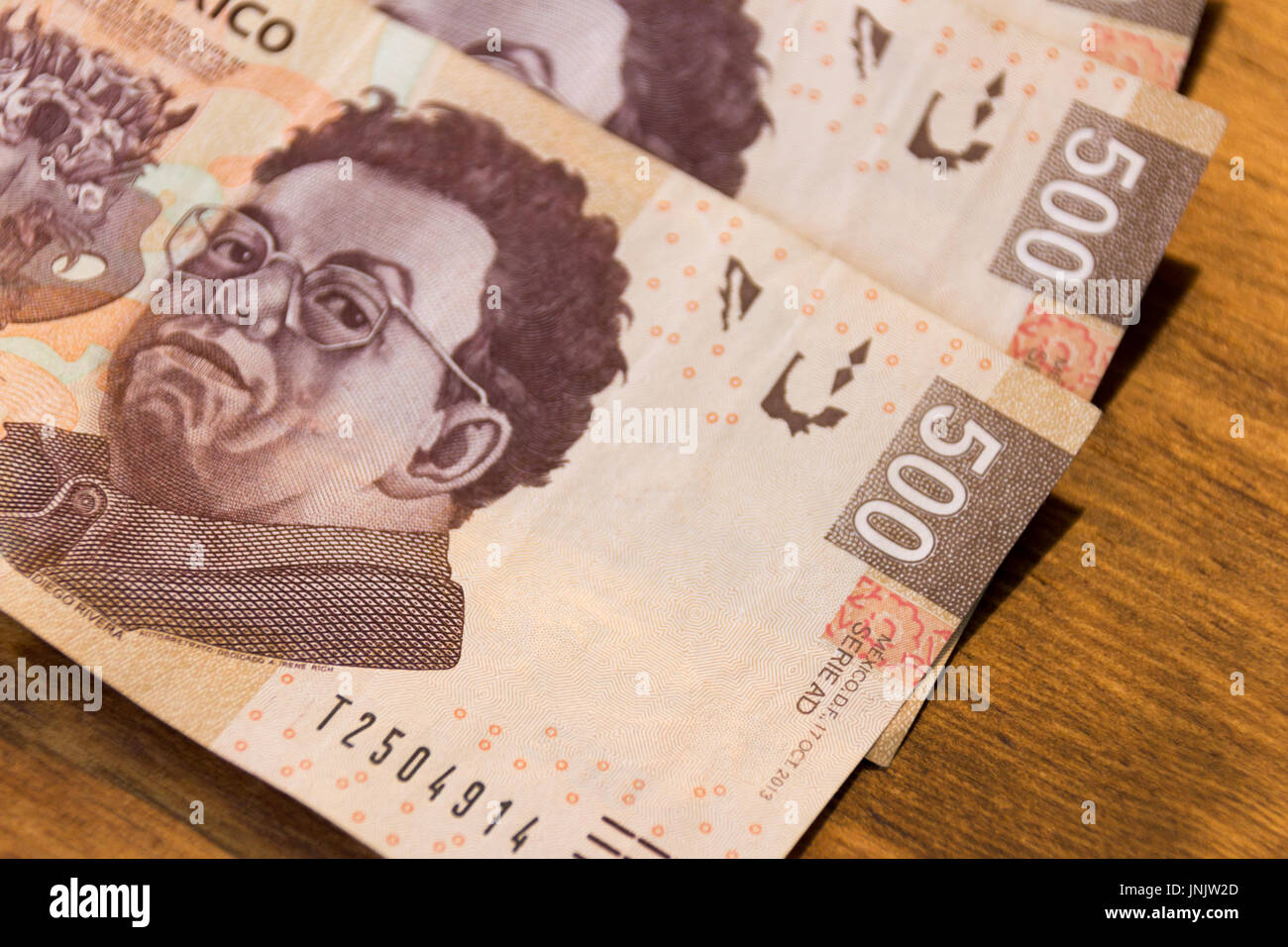 500 pesos mexico hi-res stock photography and images - Alamy