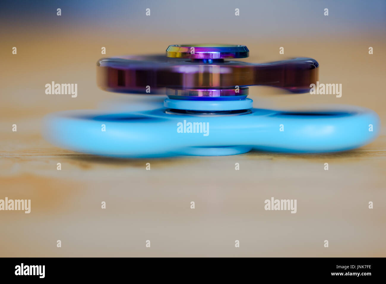 Fidget spinners hires stock photography and images Alamy