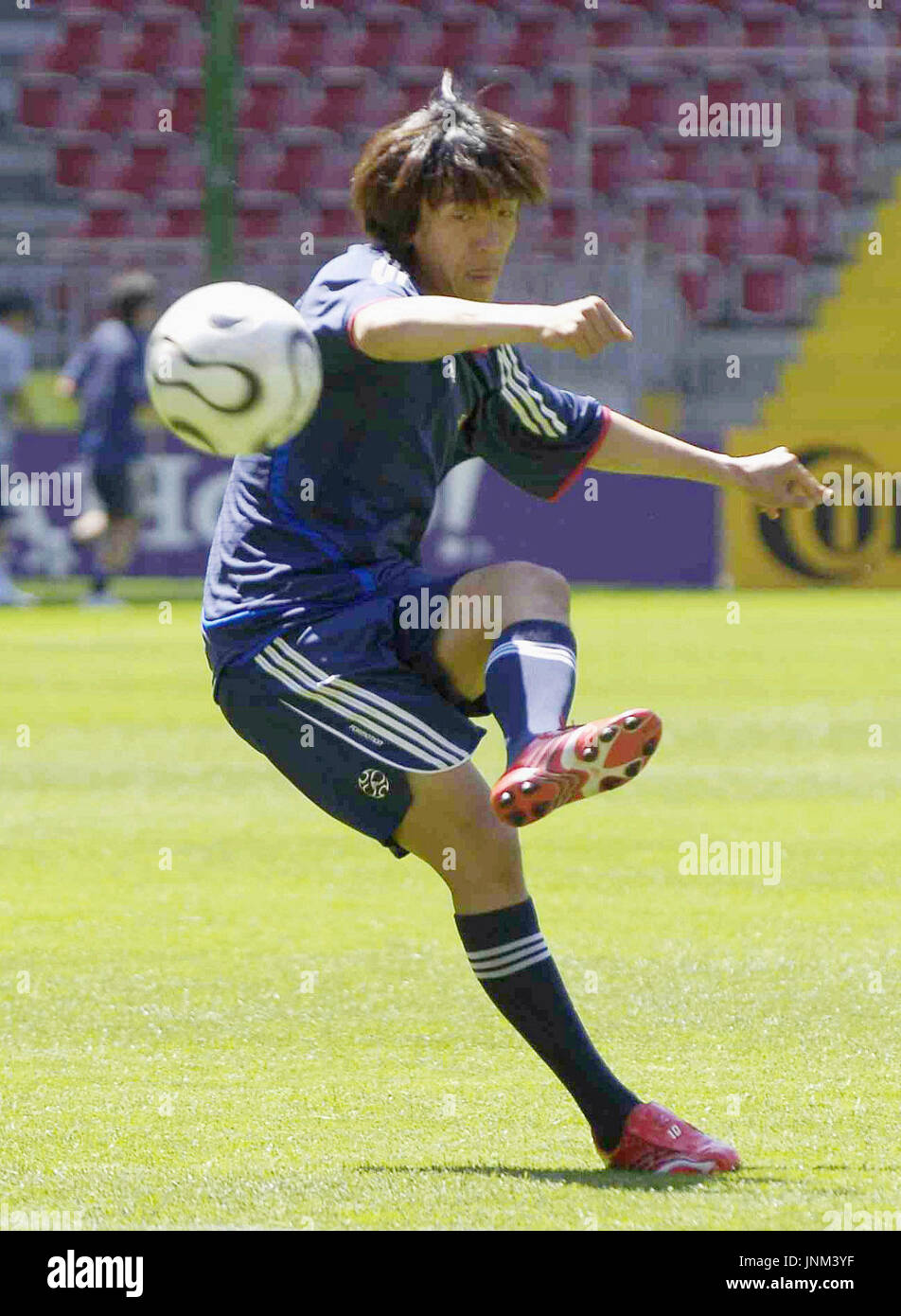 KAISERSLAUTERN, Germany Japan playmaker Shunsuke Nakamura kicks the