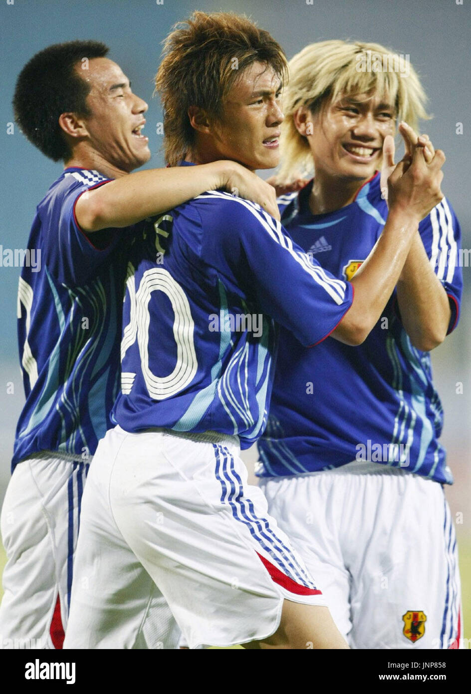 HANOI, Vietnam Japan Under22 striker Tadanari Lee (C) gets