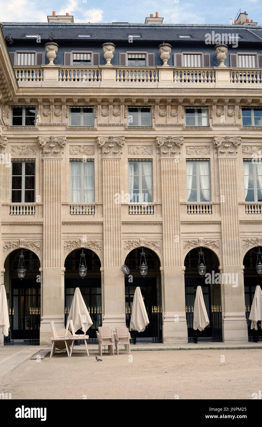 Colossal composite order of fluted pilasters hi-res stock photography ...