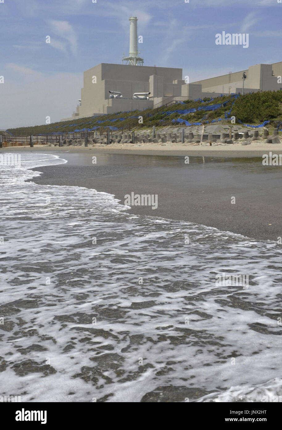 Omaezaki Japan Photo Shows The No 5 Reactor At The Hamaoka Nuclear Power Station Along The Pacific Coast In Omaezaki Shizuoka Prefecture Central Japan On May 13 11 The Operator Chubu