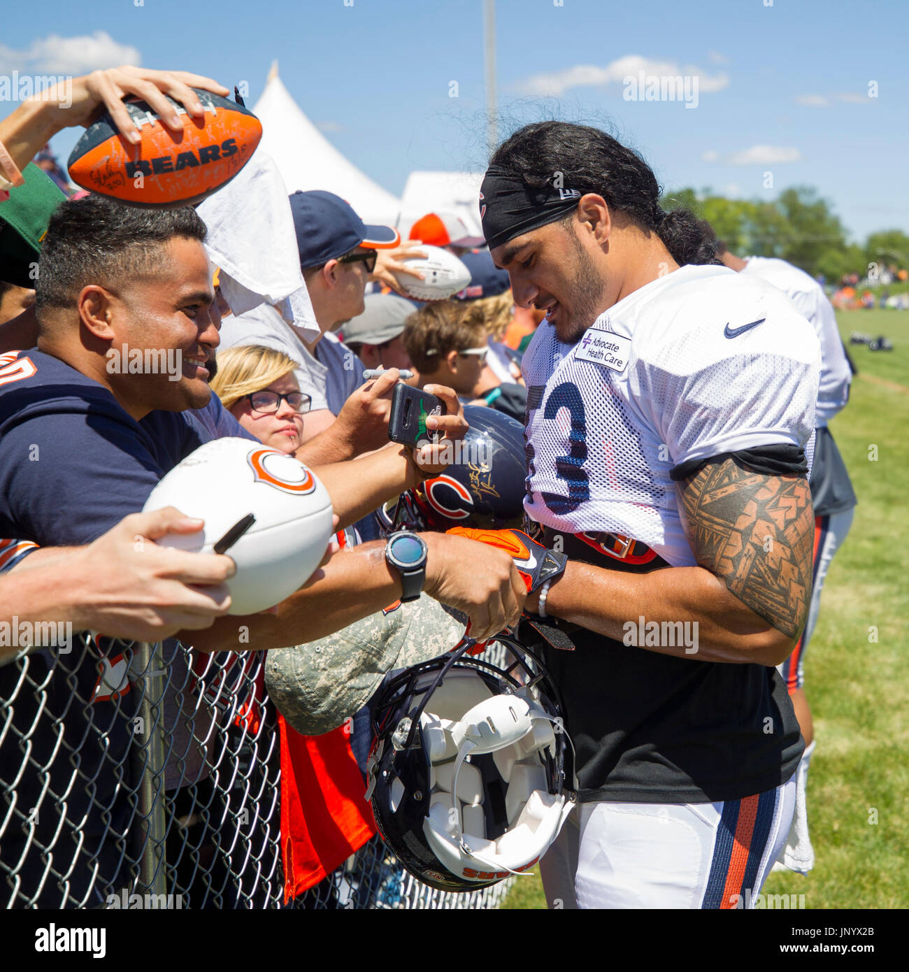 July 29, 2017: Bourbonnais, Illinois, U.S. - Chicago Bears #65 Cody  Whitehair signs autographs during training camp on the campus of Olivet  Nazarene University, Bourbonnais, IL Stock Photo - Alamy