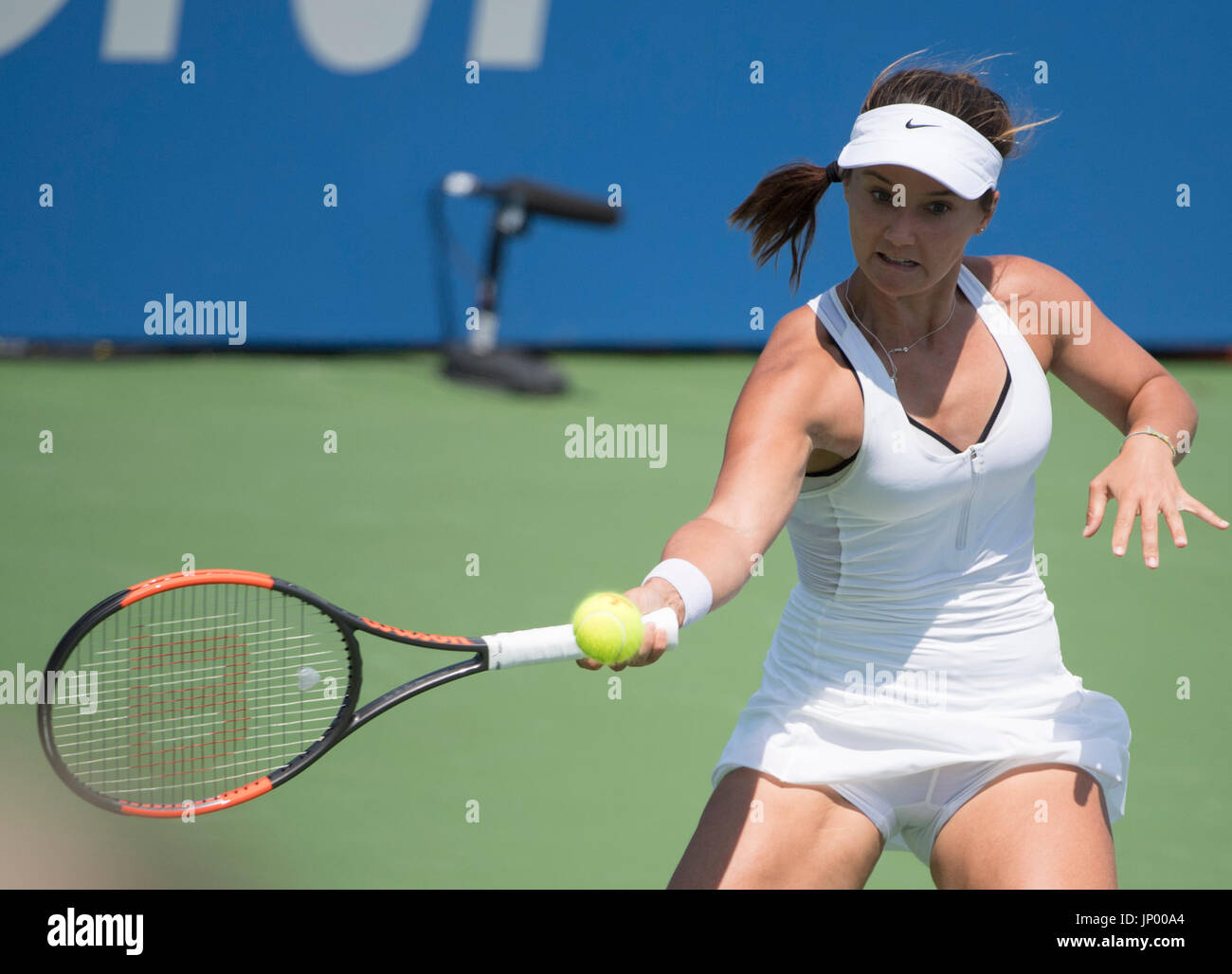 Washington, DC, USA. 31st July, 2017. Lauren Davis (USA) struggles against  Aryna Sabalenka (BLR) losing the first set 7-5, at the Citi Open being  played at Rock Creek Park Tennis Center in
