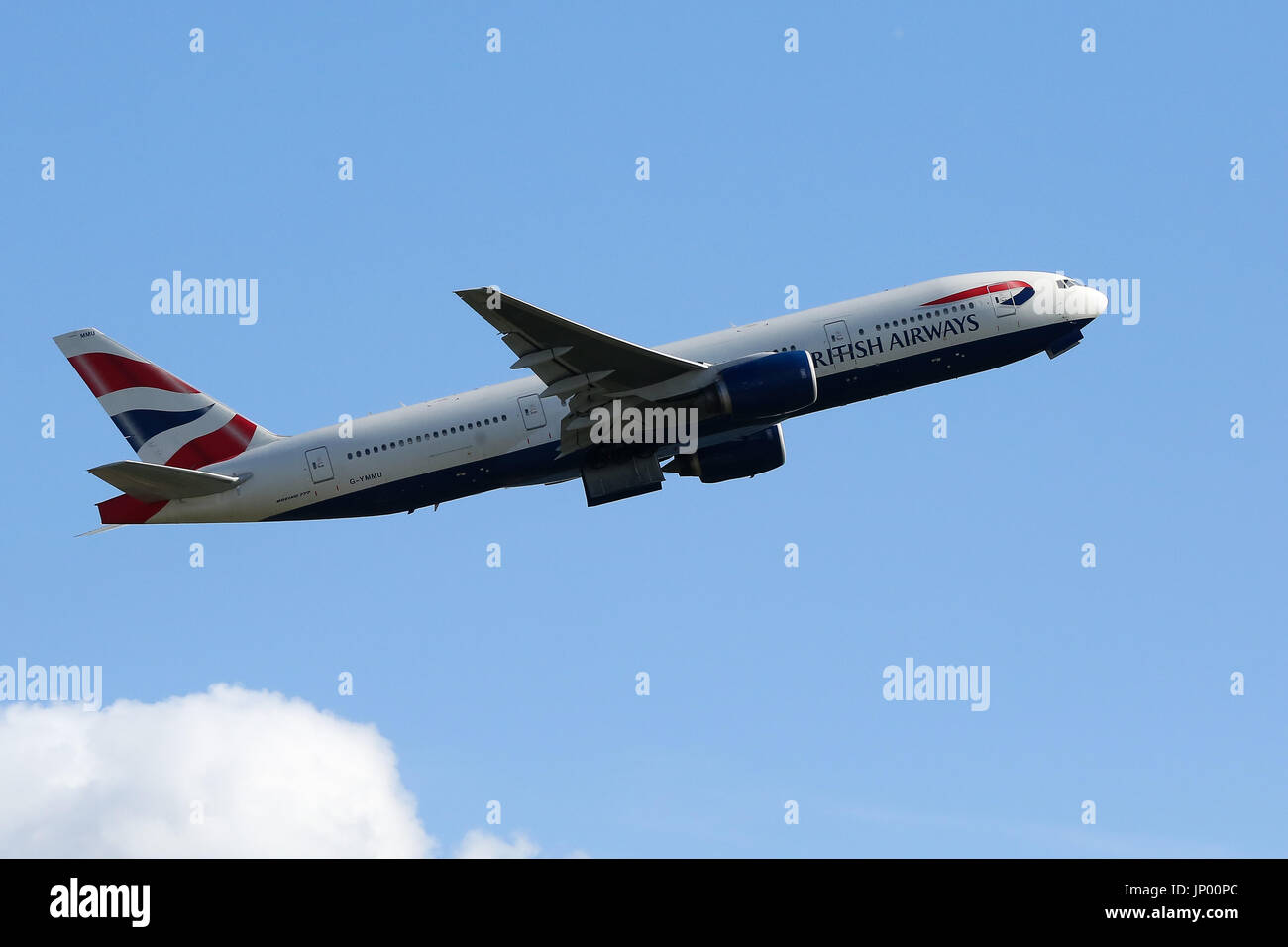 Heathrow Airport. London, UK. 31st July, 2017. Sunny but cloudy day