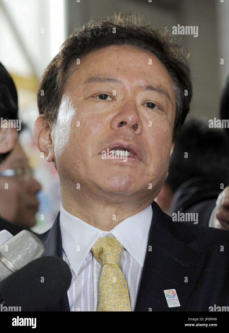 TOKYO, Japan - Tokyo Gov. Naoki Inose answers reporters' questions at ...