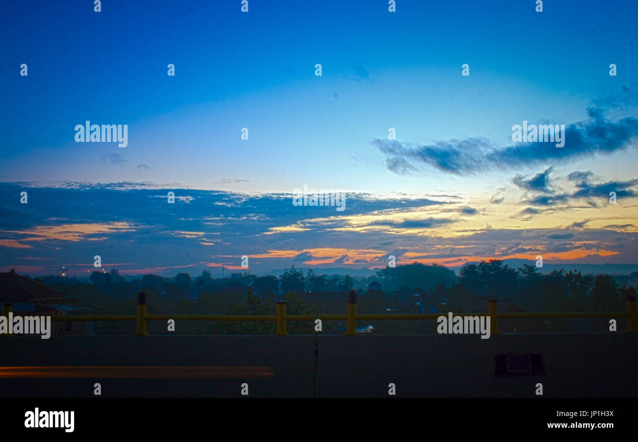 Blue hour sky hi-res stock photography and images - Alamy