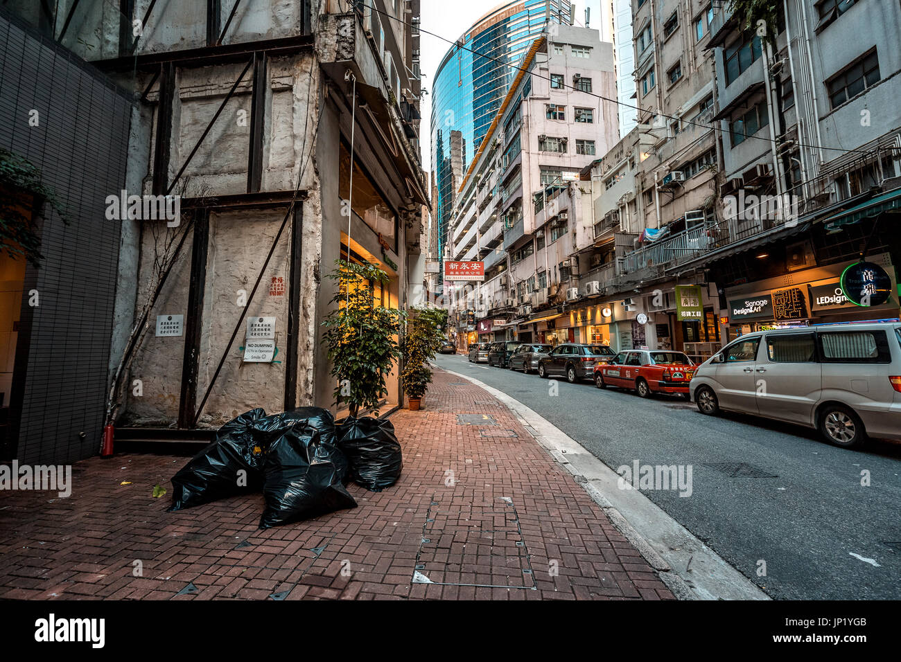 Hong Kong Central, Street view after office hours Stock Photo Alamy