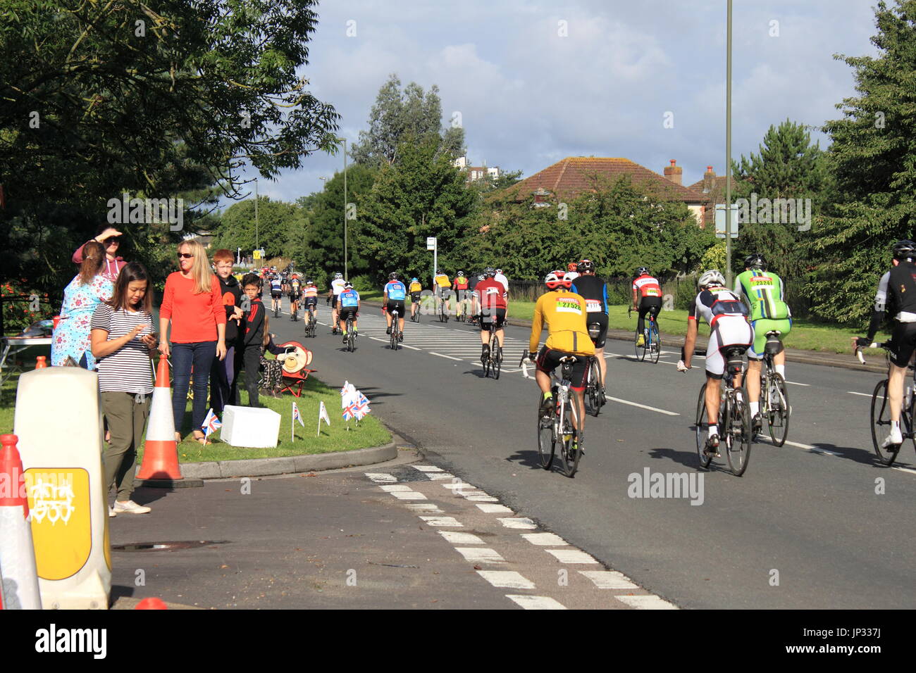 RideLondonSurrey 100. Hurst Road, East Molesey, Surrey, England, Great