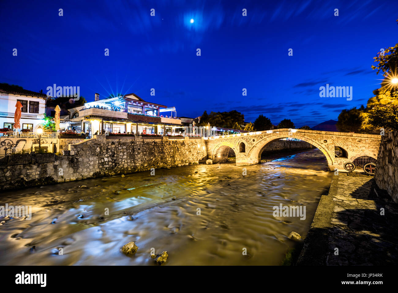 Europe, Kosovo, Prizren, Historic city on banks of Prizren Bistrica river, Old Stone Bridge, Ura e gurit, Стари камени мост, Stari kameni most Stock Photo