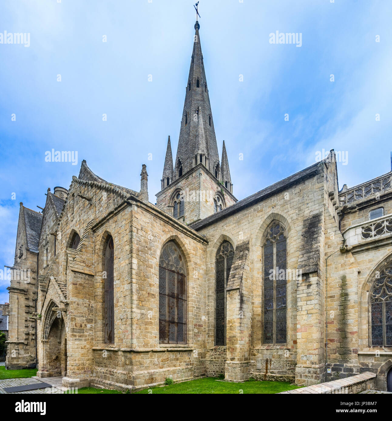 France, Brittany, Cotes-d'Armor department, Guingamp, southwest side of the Basilica Notre Dame de Bon Secours Stock Photo