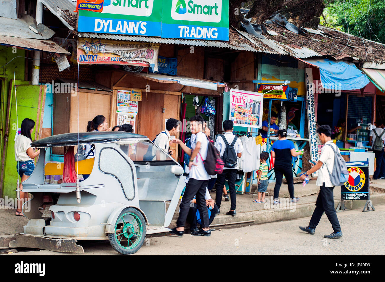Street scene with students, Puerto Princesa, Palawan, Philippines Stock Photo