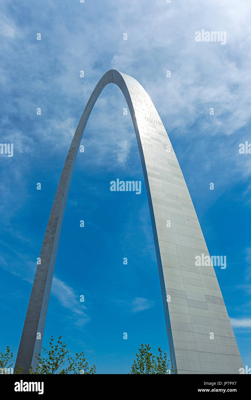 The Gateway Arch set against a blue sky in St. Louis, Missouri. Stock Photo