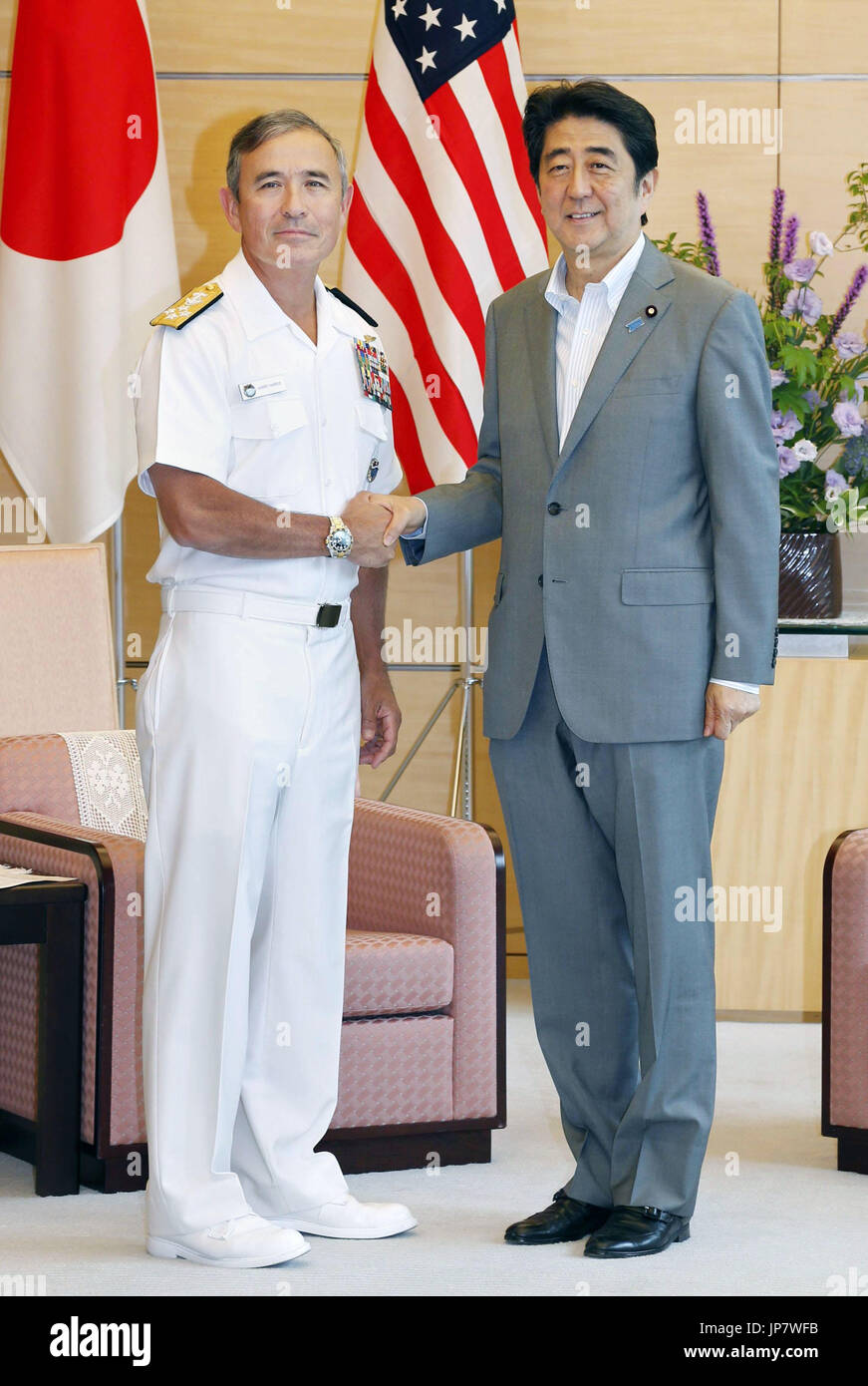 Adm. Harry Harris (L), the new commander of the U.S. Pacific Command ...