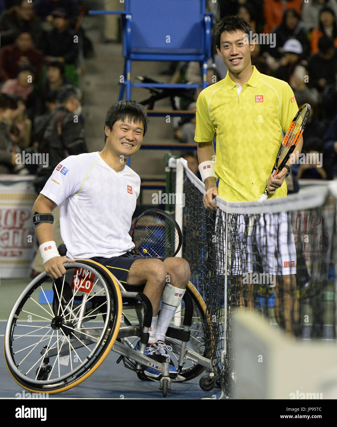 Japanese tennis ace Kei Nishikori (R) and compatriot Shingo Kunieda