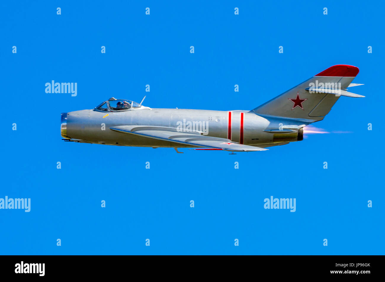 Mig 17 hi-res stock photography and images - Alamy