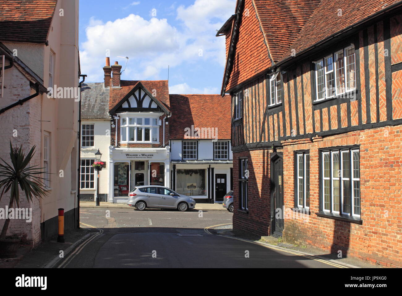 Mock tudor building hires stock photography and images Alamy