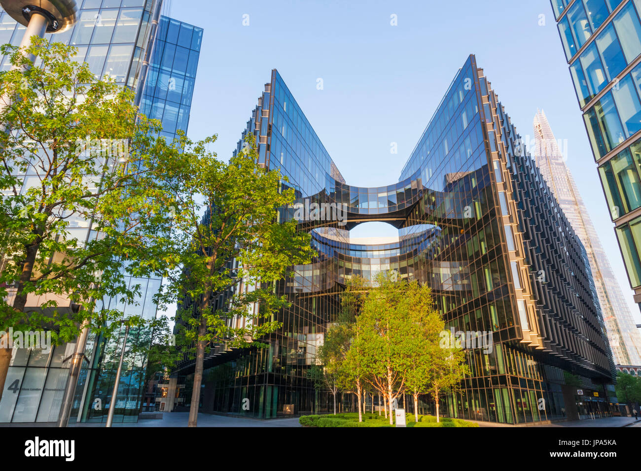 England, London, Southwark, 7 More London Riverside Estate, Price