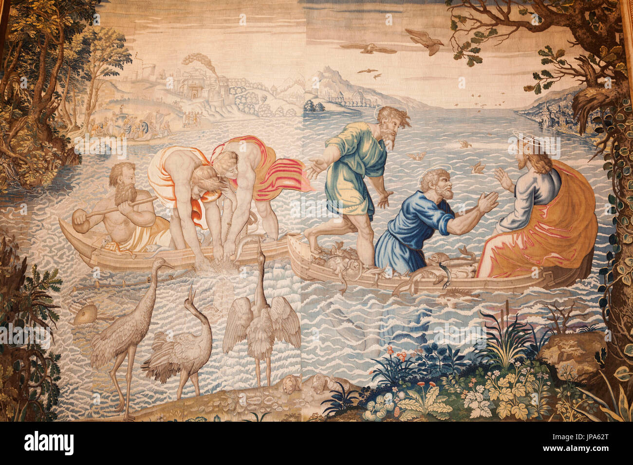 England, Middlesex, London, Kingston-upon-Thames, Hampton Court Palace, William III's Apartments, 17th century Belgian Tapestry Showing The Miraculous Draft of Fishes from The Acts of The Apostles Stock Photo