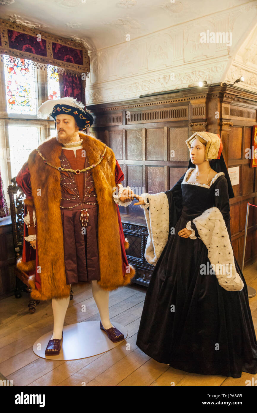 England, Kent, Hever, Hever Castle, Waxwork Figures of Anne Boleyn and Henry VIII Stock Photo