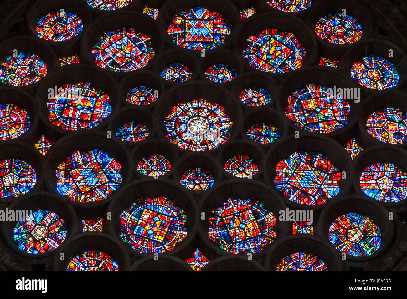 St albans cathedral stained glass window hires stock photography and