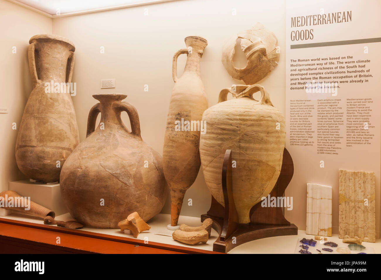Roman pottery hires stock photography and images Alamy