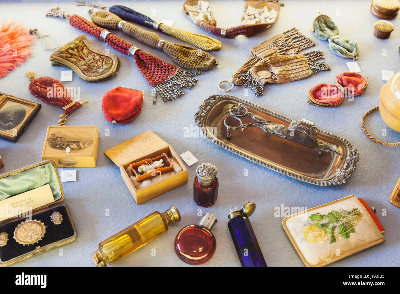 England, Kent, Broadstairs, Dickens House Museum, Display of Victorian Era Personal Items Stock Photo