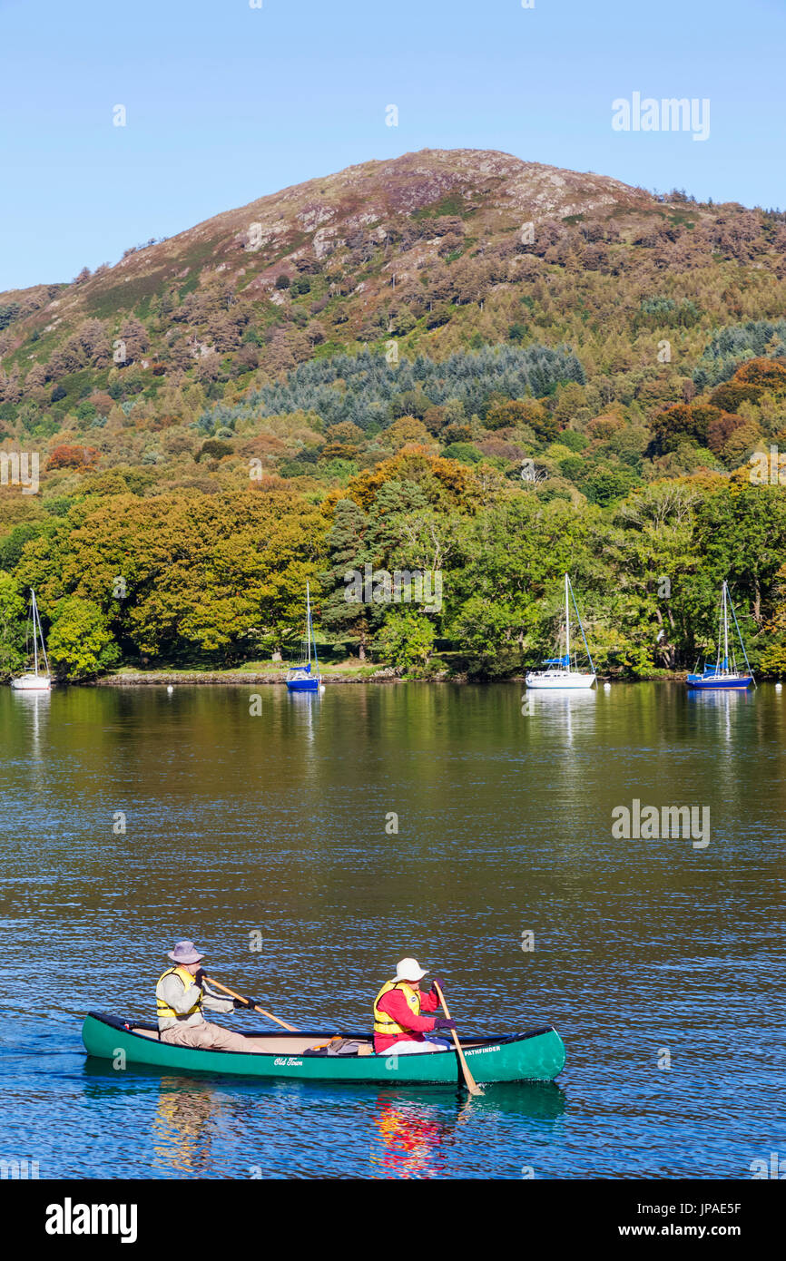 England, Cumbria, Lake District, Windermere, Lakeside Stock Photo