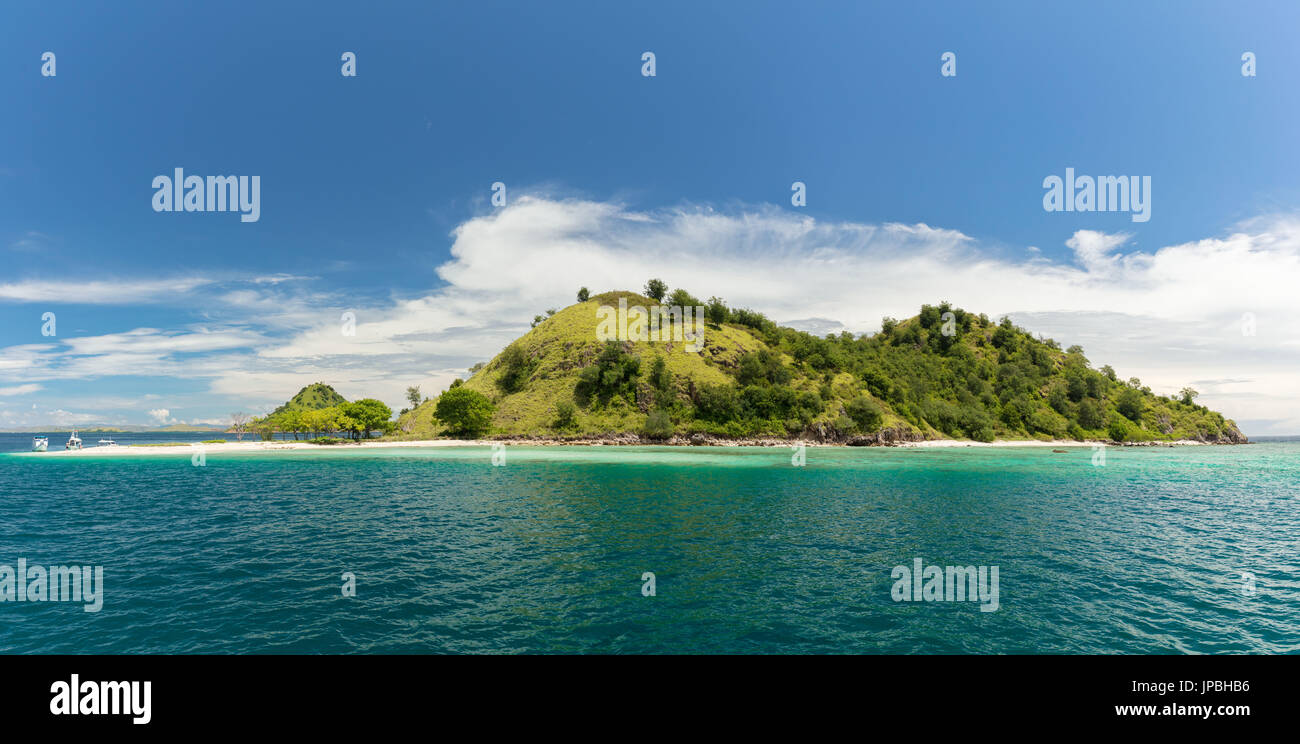Flores sea hi-res stock photography and images - Alamy