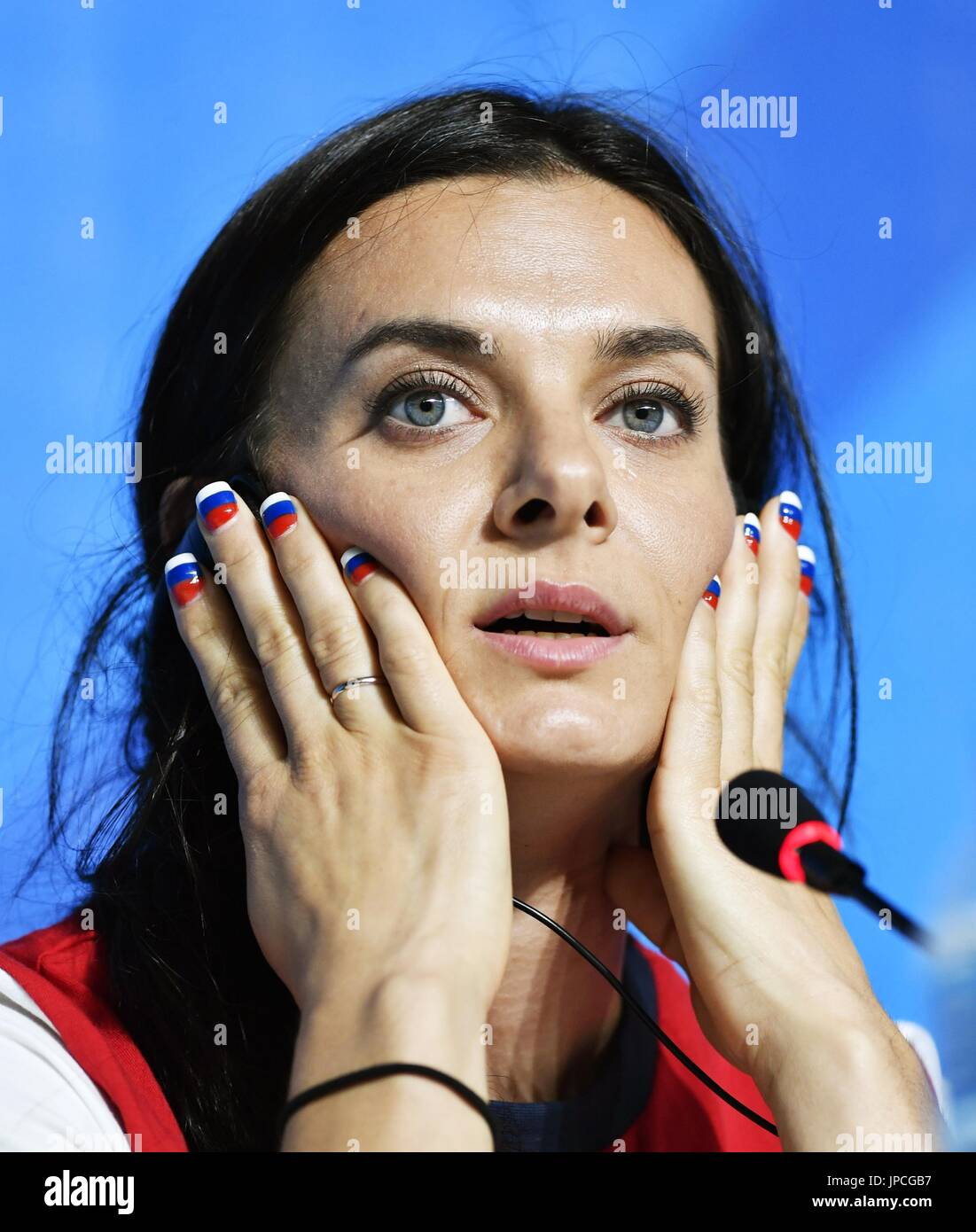 Russian pole vaulter Yelena Isinbayeva announces her retirement from