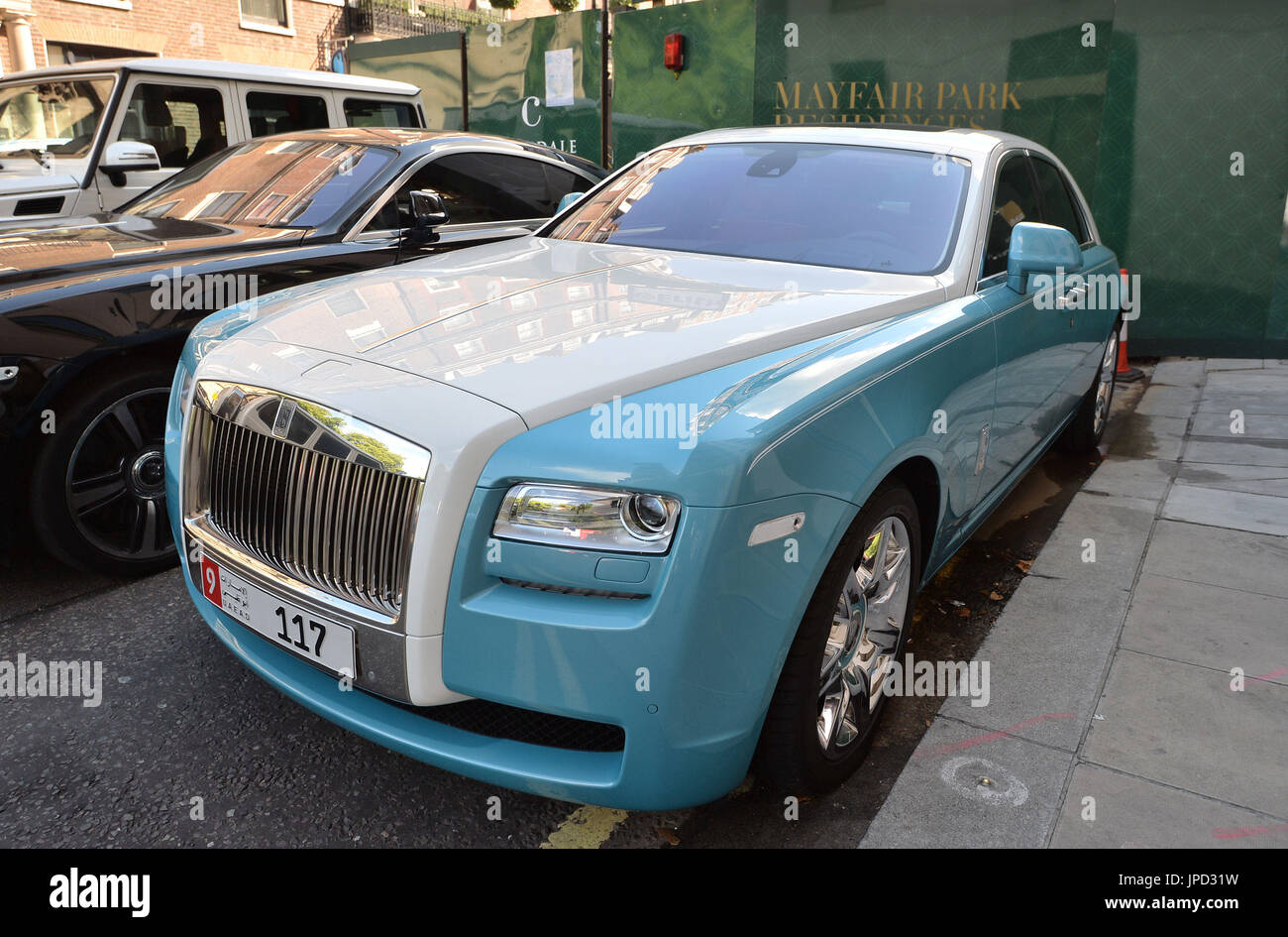 AGMC  RollsRoyce Motor Cars Dubai showroom