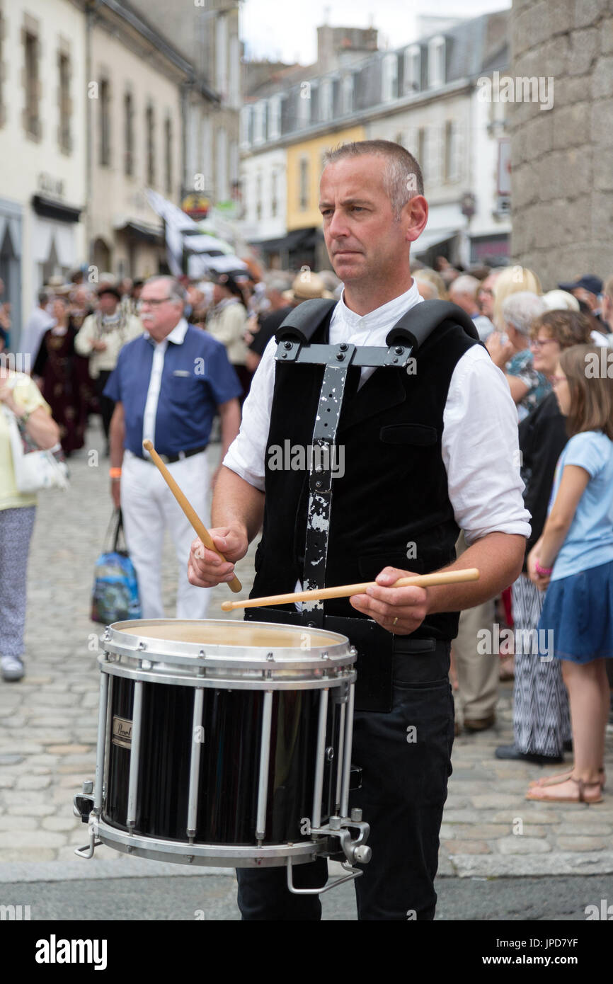 French man - Drummer in the La Fête des Brodeuses, a family festival , Pont L'Abbe, Bigouden, Finistere, Brittany, France Europe Stock Photo
