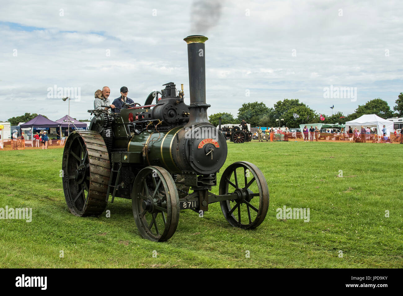 Vintage steam traction engine show hi-res stock photography and images ...
