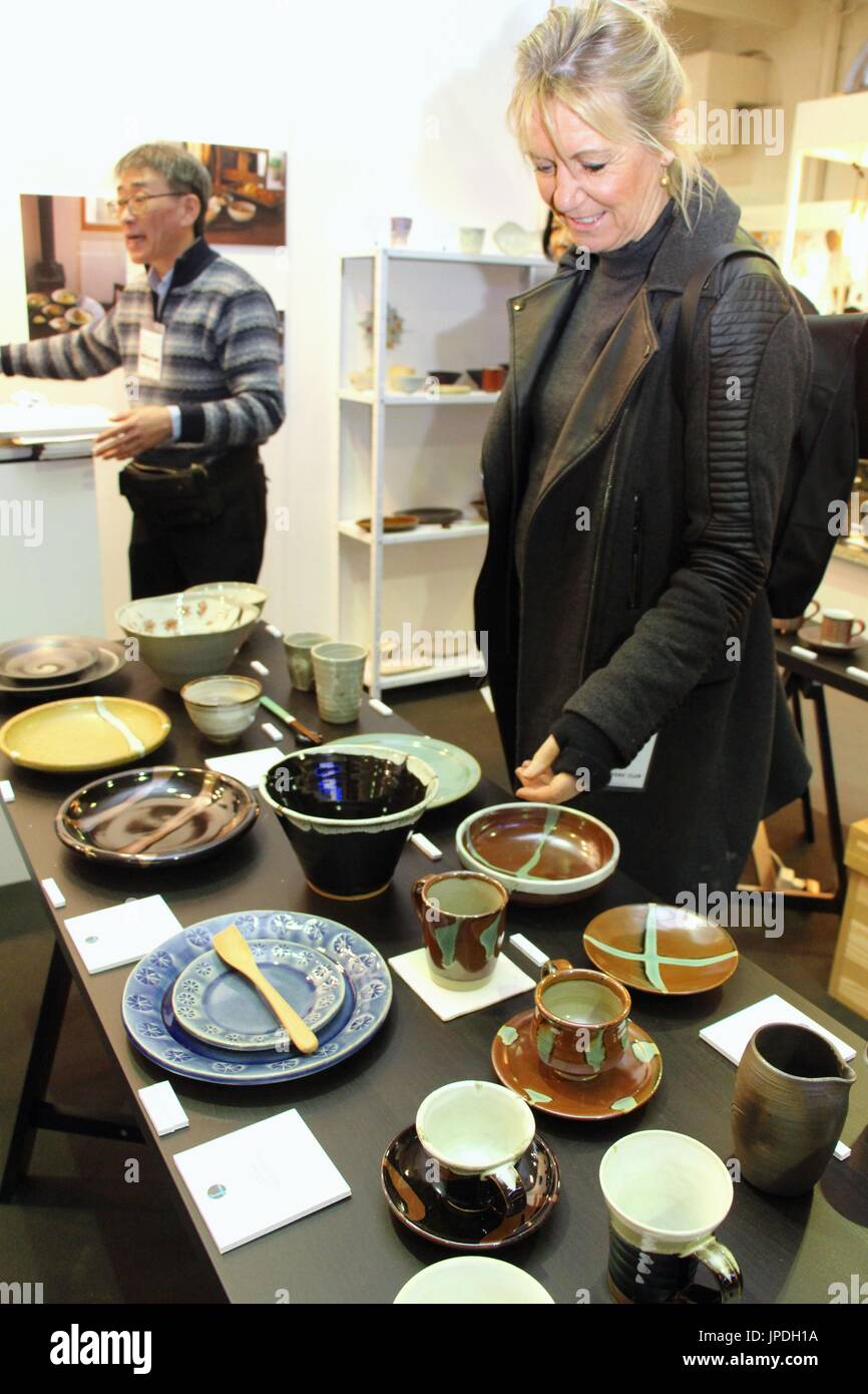 Items of Japan's traditional "MashikoYaki" style of pottery are