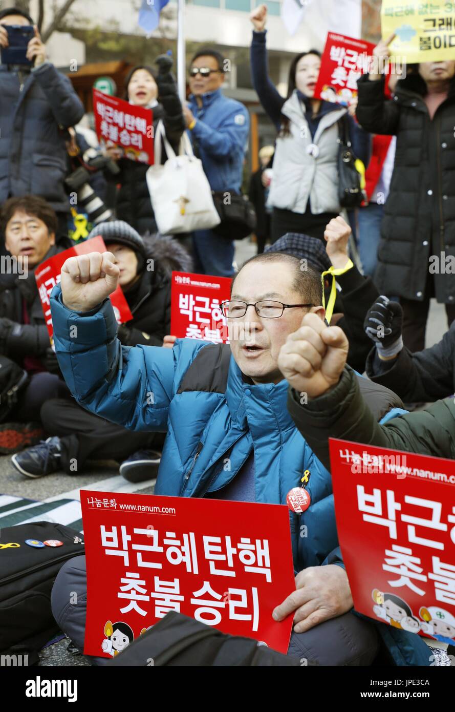 Protesters Against South Korean President Park Geun Hye Stage A Rally