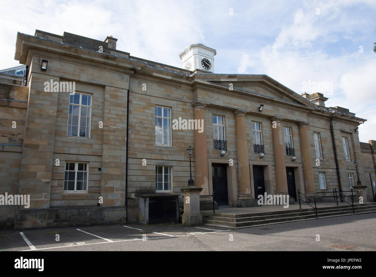 front-facade-of-durham-crown-court-building-stock-photo-alamy