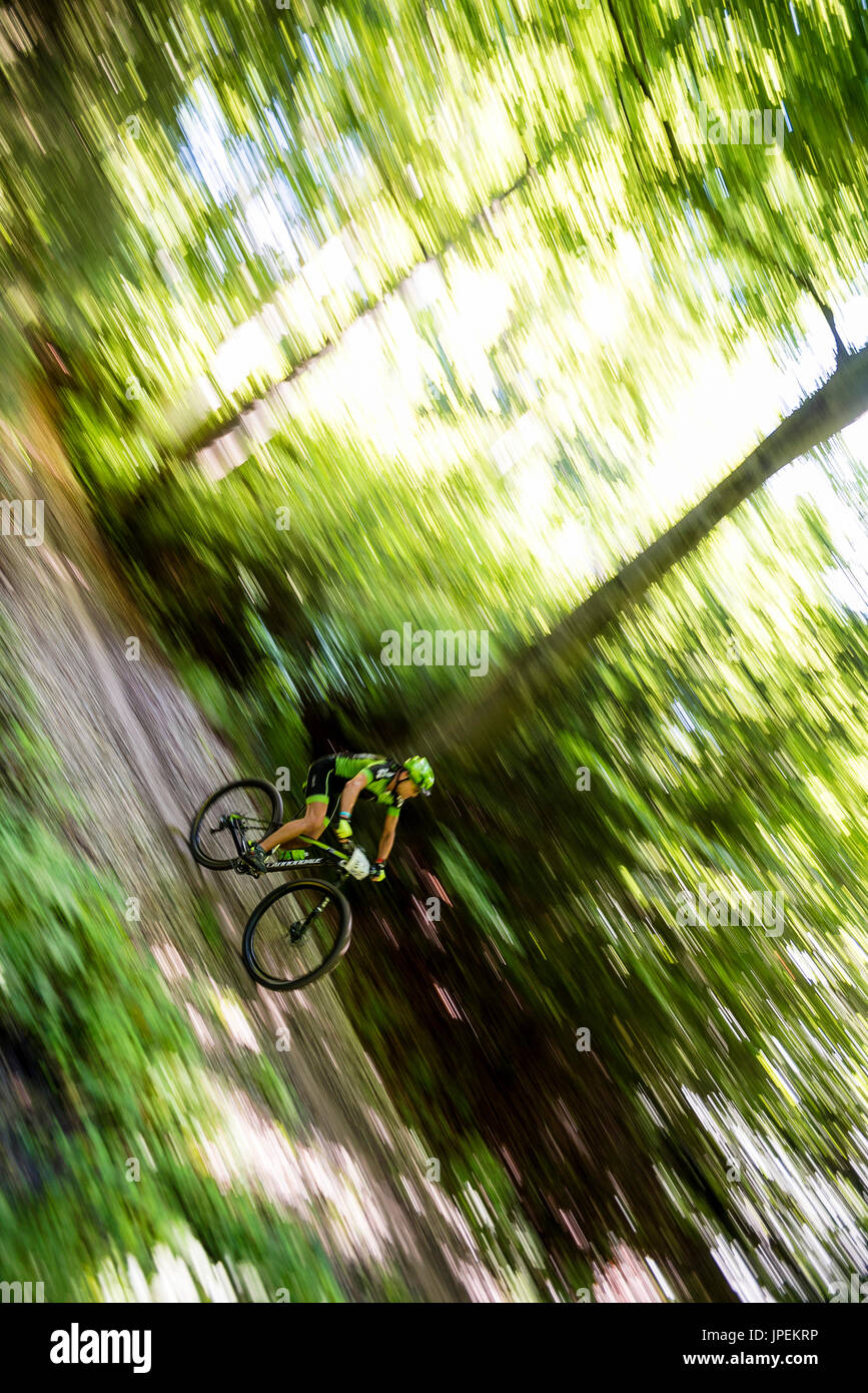 Cannondale bike hi-res stock photography and images - Alamy