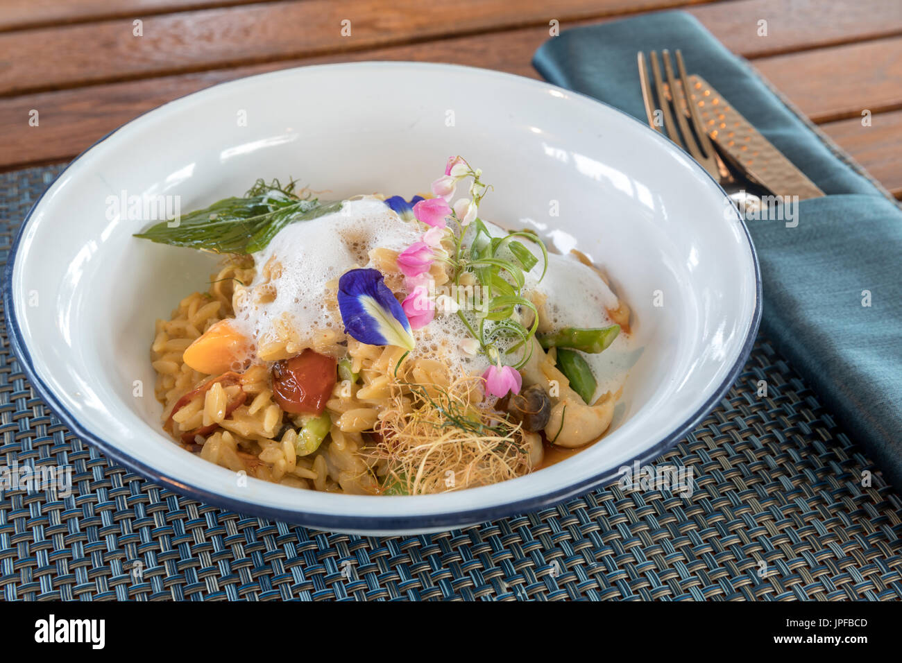 Pampa Risotto Rice Mushroom risotto in pan hi-res stock photography and images - Alamy