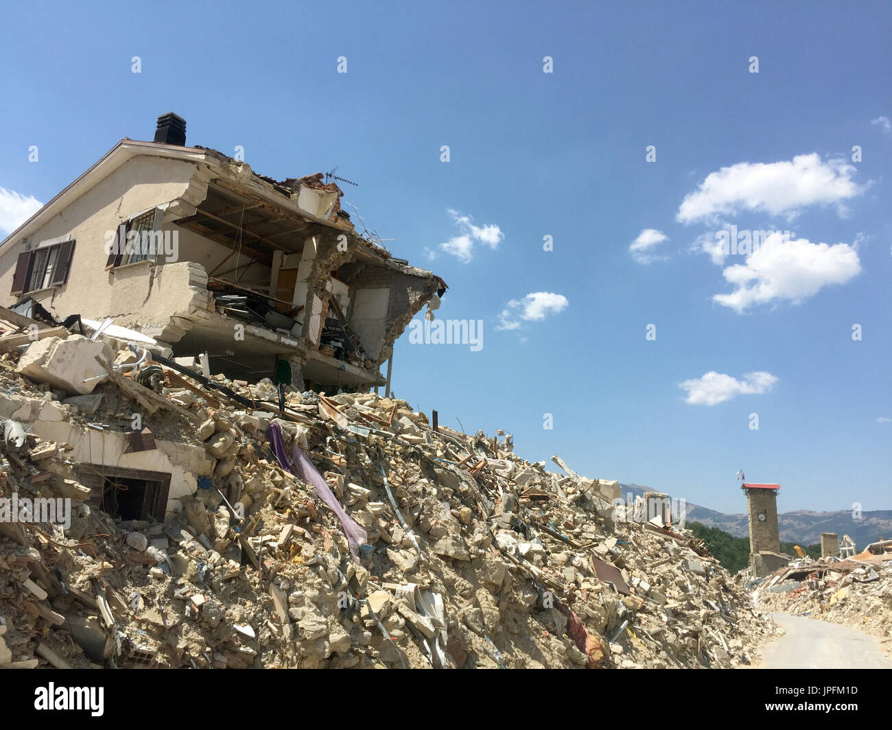 Amatrice earthquake view hi-res stock photography and images - Alamy