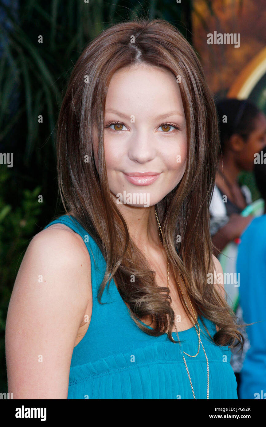 Samantha Droke at the Blu-Ray & DVD World Pixie Premiere of 