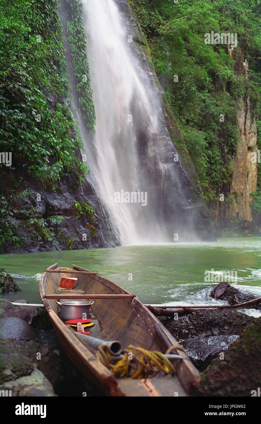 A dugout canoe by the pool at the foot of the Pagsanjan Falls, Laguna, Philippines Stock Photo
